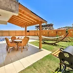 Levilla Vila *