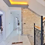 Levilla Vila Demre